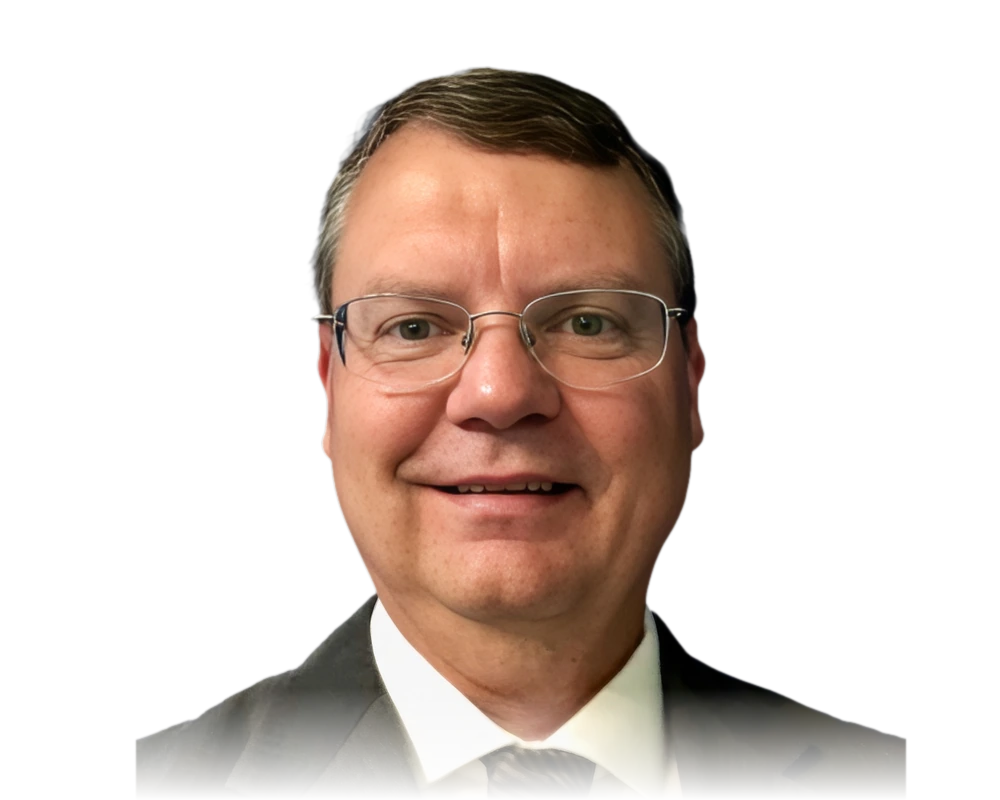 Headshot of Bowdie Isanhart, Chief Technology Officer, Plastic Expert Group